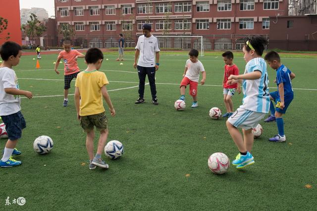 亚冠-莱斯30分俞泽辰准绝杀 辽宁1分险胜金鹿