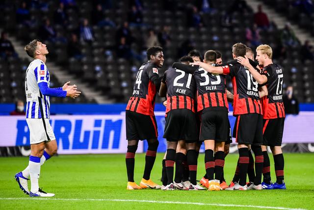 杜锋:没有人永远都在高峰 希望大家多理解包容