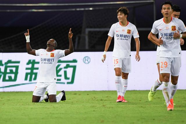 杨瀚森当选最佳防守球员 吴前成为最佳第六人