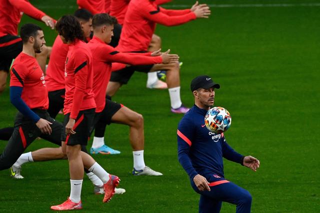 英超-B费破门加纳乔建功 曼联3-0莱斯特城