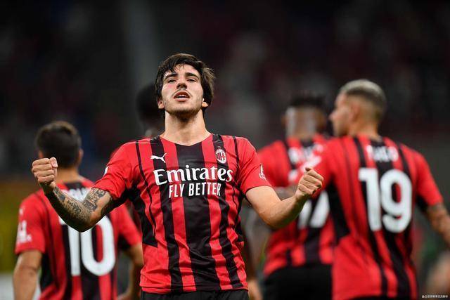 15年9号秀一年合同重返太阳 NBA生涯场均8.8分